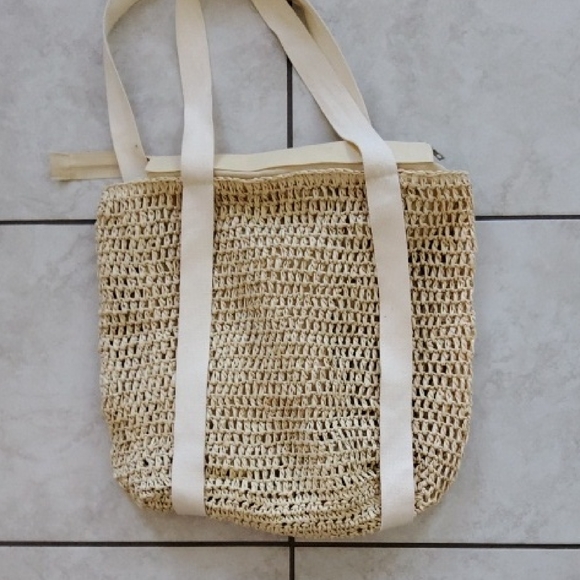 Handbags - Stylish Cream Woven Tote Bag